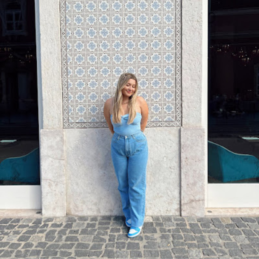 Meet your Posher, Jessica